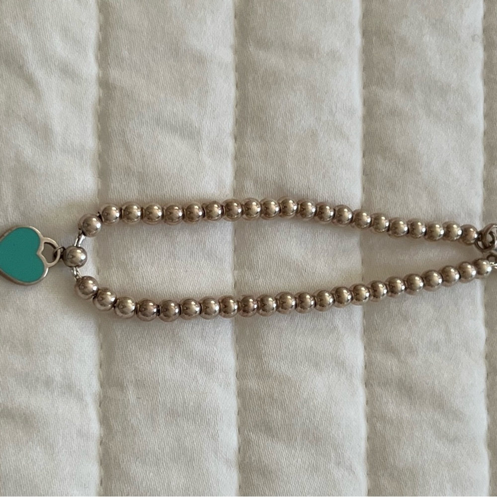 Tiffany &co return to Tiffany blue heart beaded bracelet size small